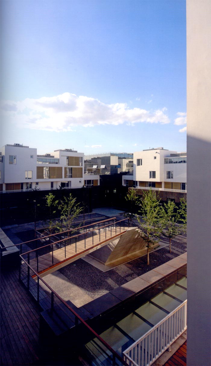中间建筑